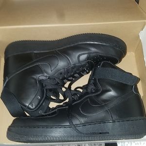 Triple black Nike af1 high